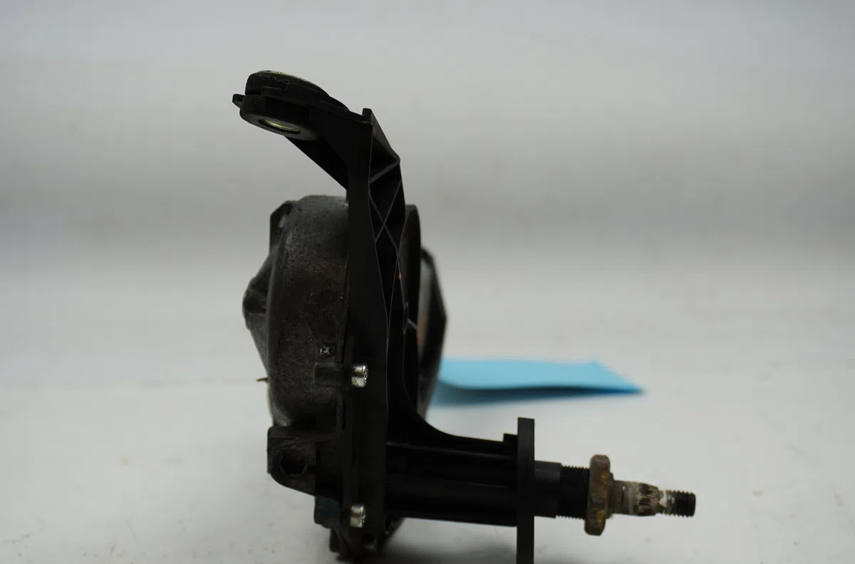 Moteur essuie-glace arrière Renault MEGANE Scenic (JA0-1_) 1.9 d (ja0j) (1997-1999) occasion