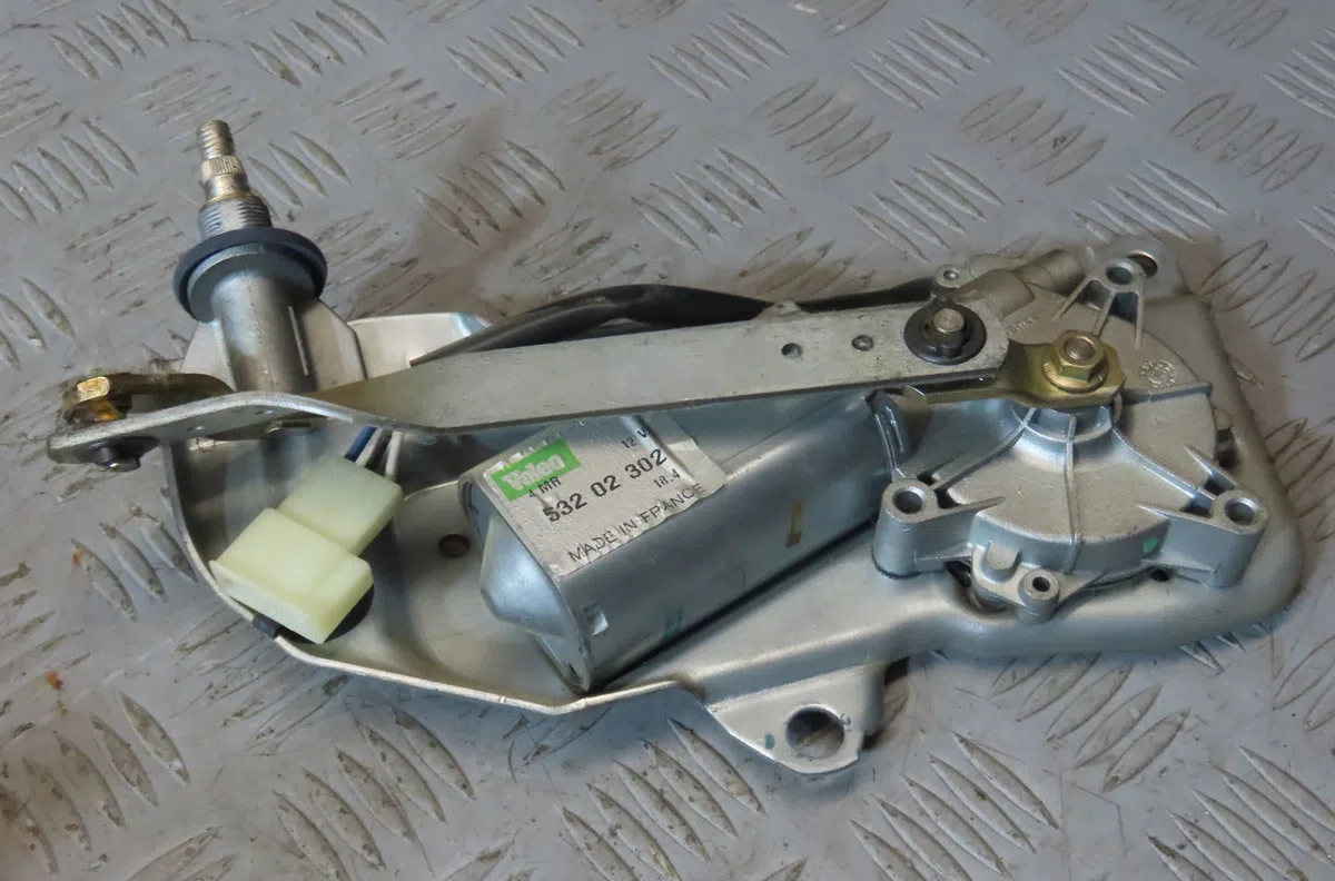 Moteur essuie-glace arrière RENAULT R19 1994 occasion