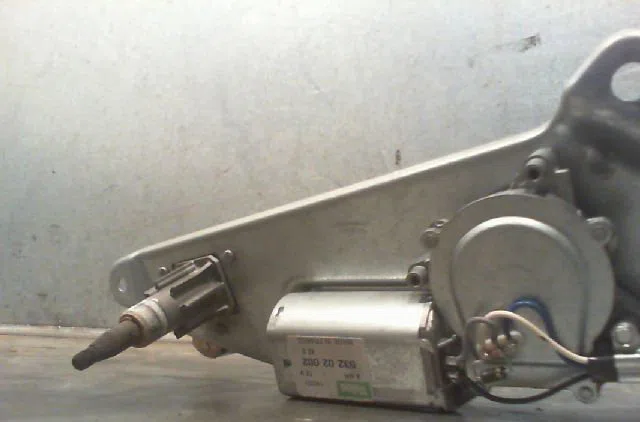Moteur essuie-glace arrière RENAULT SAFRANE 2000 occasion