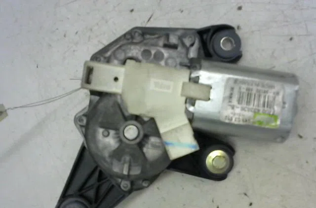Moteur essuie-glace arrière Renault SCÉNIC I Monospace (JA0-1_, FA0_) 1.9 dci (ja05, ja1f) (1999-2003) 5 portes occasion
