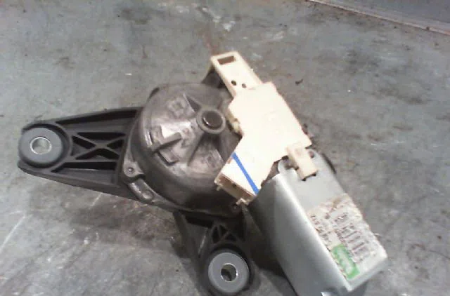 Moteur essuie-glace arrière RENAULT SCENIC I Phase 1 09-1996--08-1999 occasion