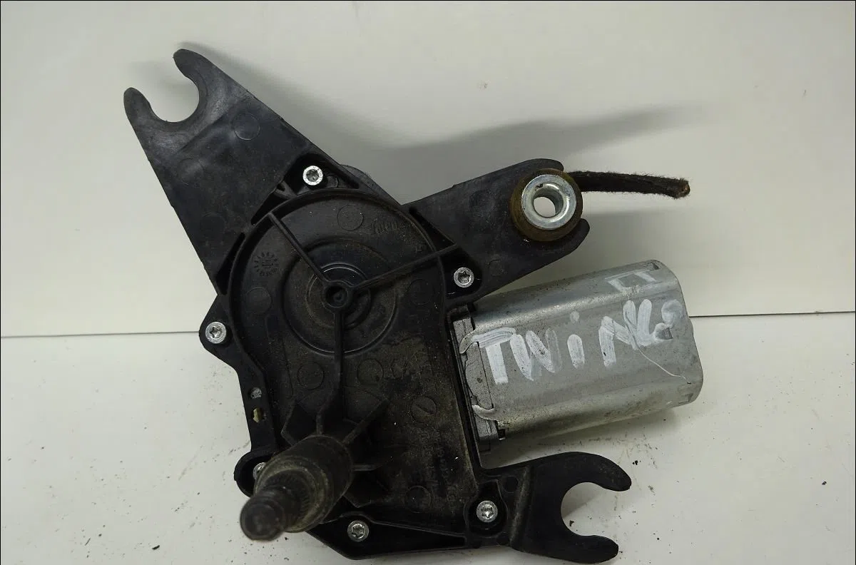 Moteur essuie-glace arrière Renault TWINGO II (CN0_) 1.2 16v (cn04, cn0a, cn0b) (2007-2014) 3 portes occasion