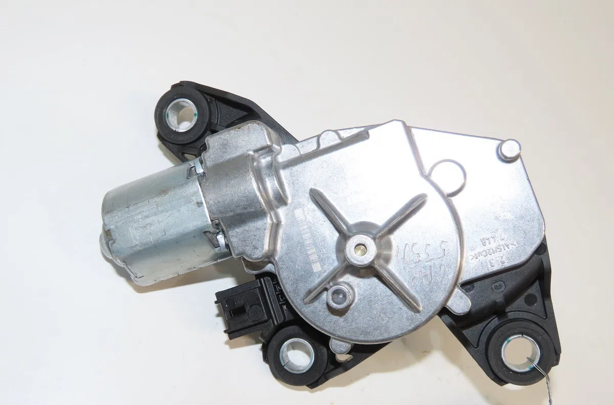 Moteur essuie-glace arrière Renault TWINGO III (BCM_, BCA_) 1.0 sce 75 (2019) 5 portes occasion