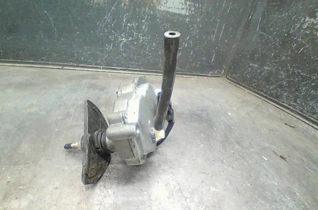 Moteur essuie-glace arrière SEAT CORDOBA 1999 occasion