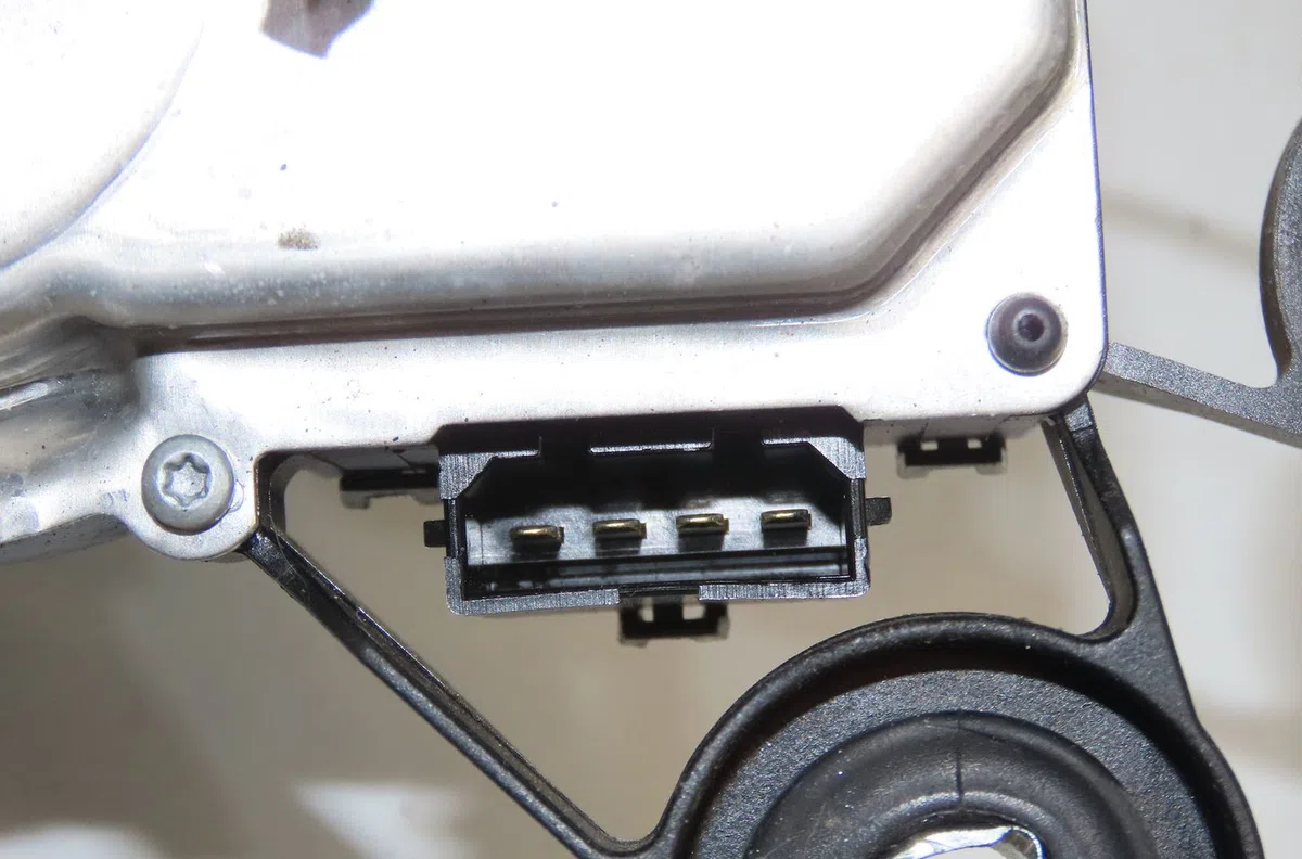 Moteur essuie-glace arrière Seat IBIZA IV (6J5, 6P1) 1.4 tdi (2008-2010) occasion