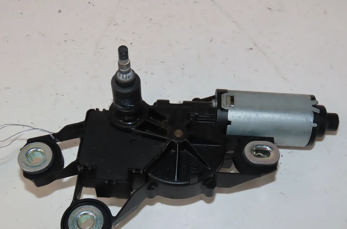 Moteur essuie-glace arrière Seat LEON (1P1) 2.0 tdi (2005-2010) occasion