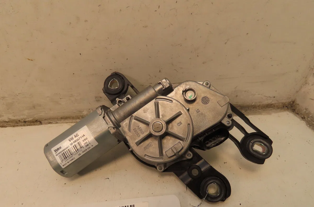 Moteur essuie-glace arrière Seat LEON (5F1) 1.5 tsi (2018-2020) occasion