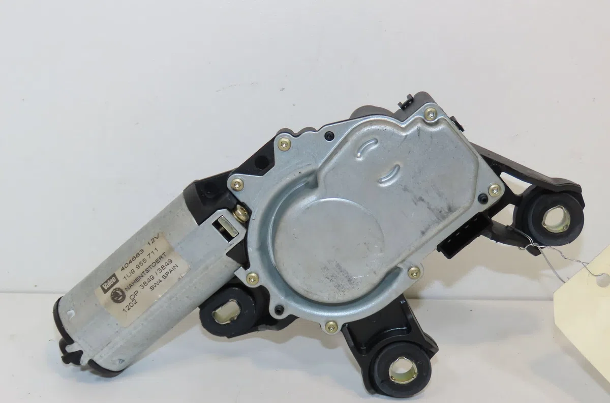 Moteur essuie-glace arrière Skoda OCTAVIA I Combi (1U5) 1.9 tdi (1998-2010) occasion