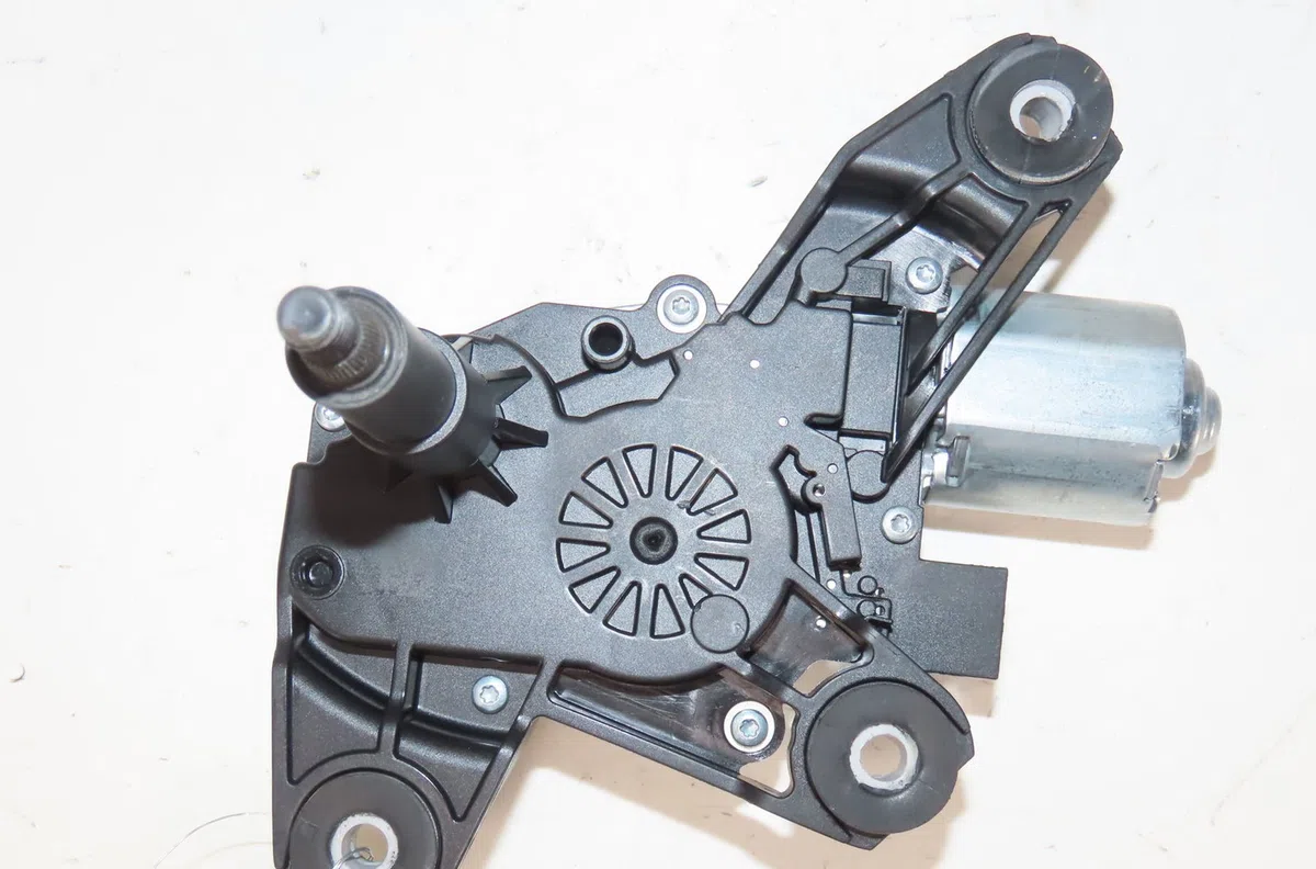 Moteur essuie-glace arrière Smart FORFOUR 3-5 portes (453) Electric drive (453.091) (2017) occasion