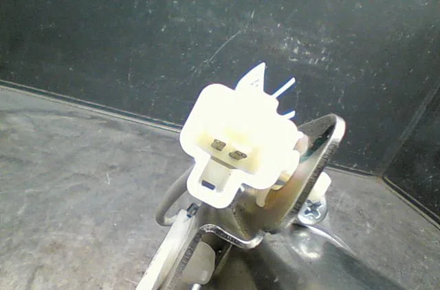 Moteur essuie-glace arrière Suzuki ALTO VII (GF) 1.0 (amf310) (2009) occasion
