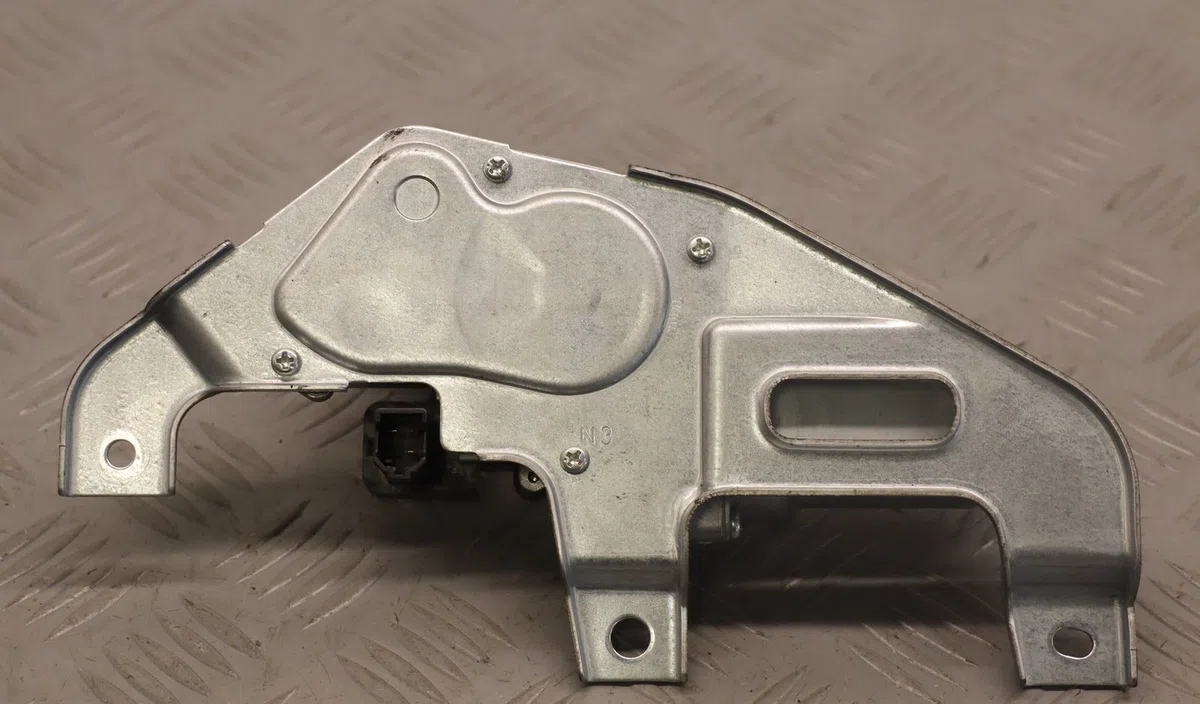 Moteur essuie-glace arrière Suzuki SWIFT IV (FZ, NZ) 1.2 (azh 412) (2010) occasion