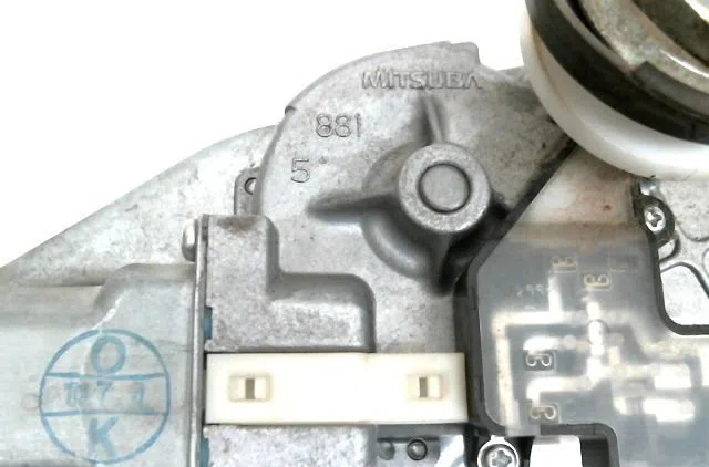 Moteur essuie-glace arrière SUZUKI SWIFT occasion