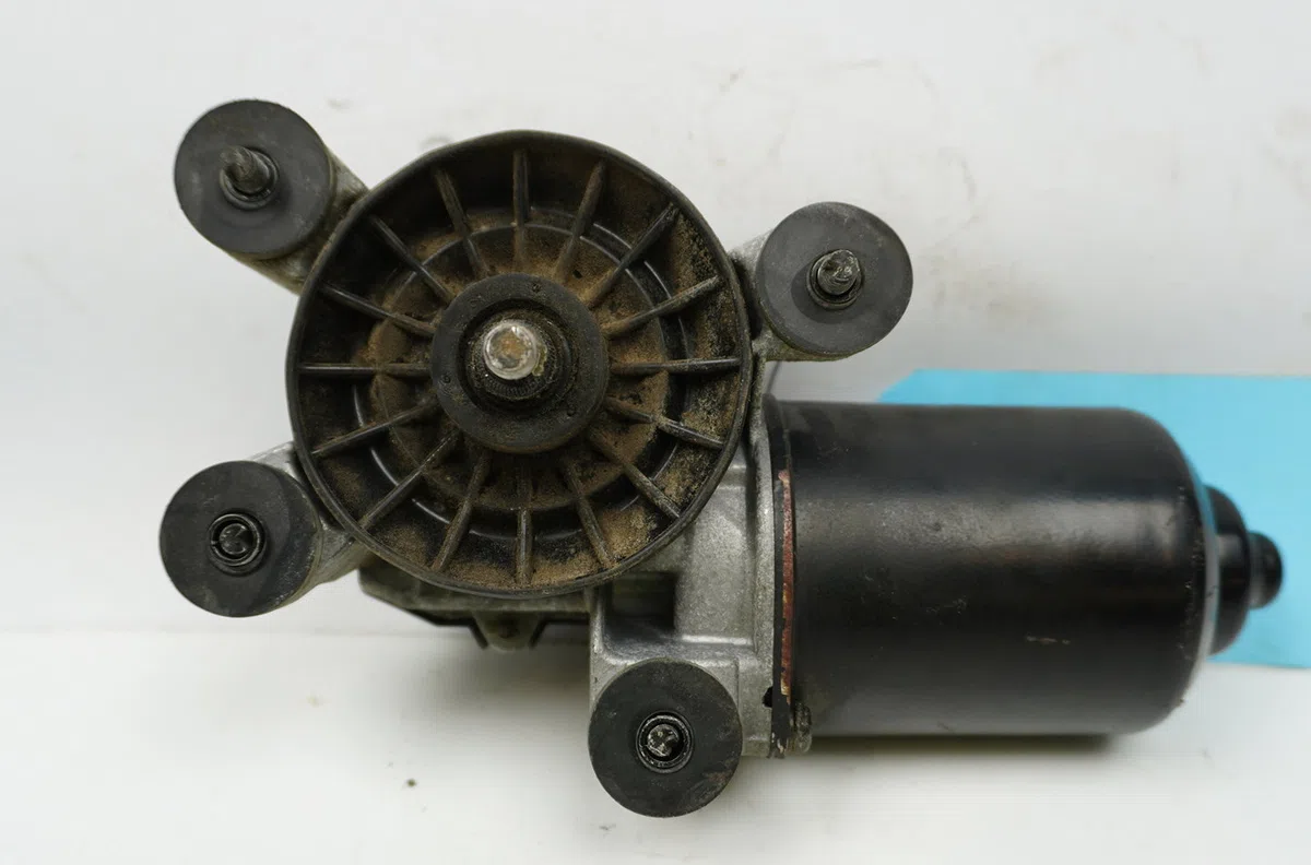 Moteur essuie-glace arrière Toyota CELICA Coupé (_T20_) 1.8 i 16v (at200-st) (1993-1999) occasion