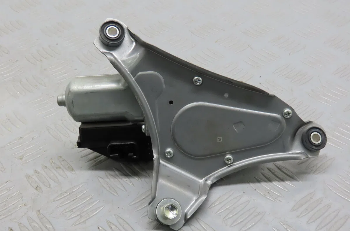 Moteur essuie-glace arrière Toyota COROLLA A trois volumes (_E18_, ZRE1_) 1.4 d-4d (nde180_, nde170_) (2013-2018) occasi