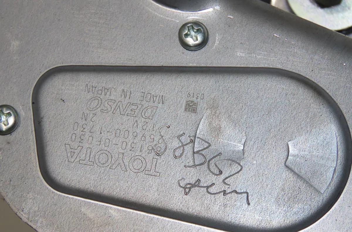 Moteur essuie-glace arrière Toyota VERSO (_R2_) 2.0 d-4d (aur20_) (2009-2018) occasion