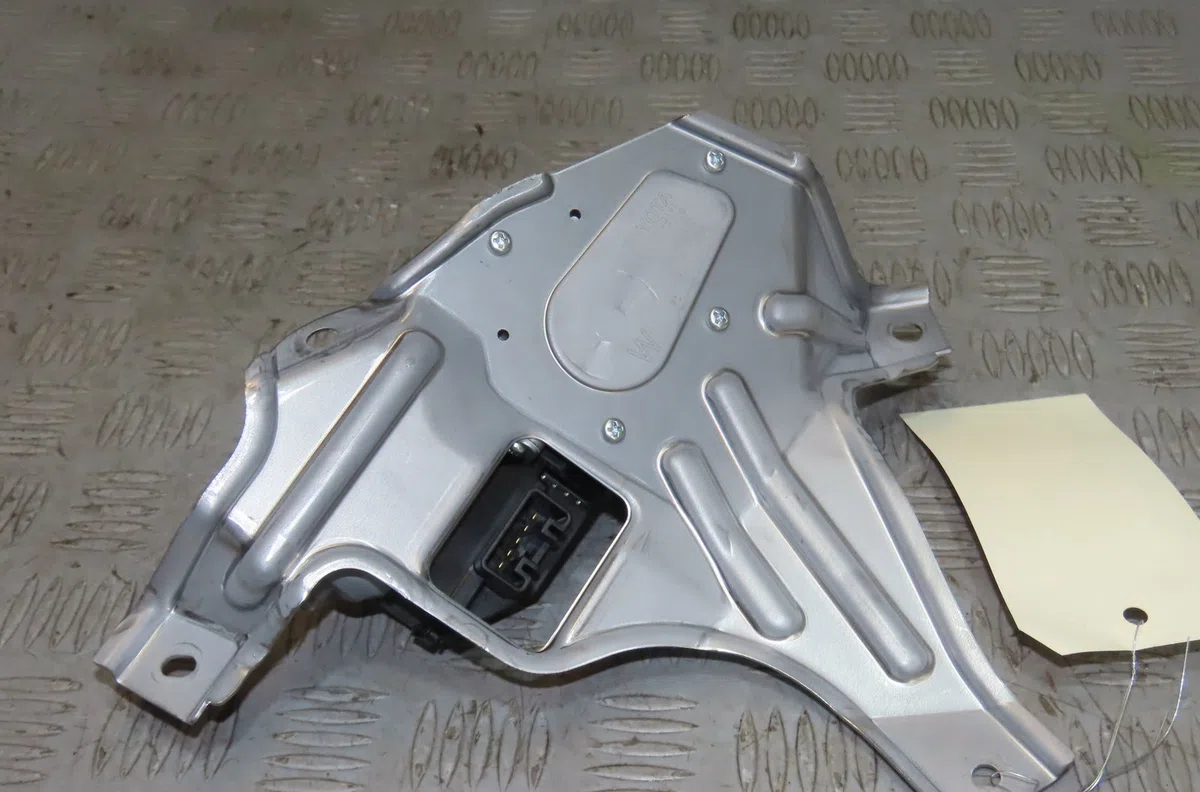 Moteur essuie-glace arrière TOYOTA YARIS occasion
