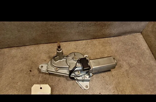 Moteur essuie-glace arrière Toyota YARIS VERSO (_P2_) 1.3 (ncp20_, ncp22_) (1999-2002) occasion