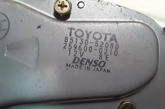 Moteur essuie-glace arrière Toyota YARIS VERSO (_P2_) 1.4 d-4d (nlp20_, nlp22_) (2000-2005) occasion