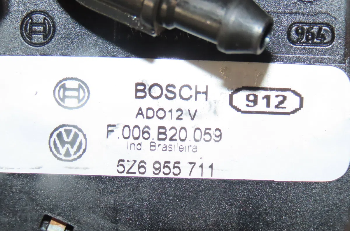 Moteur essuie-glace arrière Volkswagen FOX 3-5 portes (5Z1, 5Z3, 5Z4) 1.4 (2005-2009) occasion