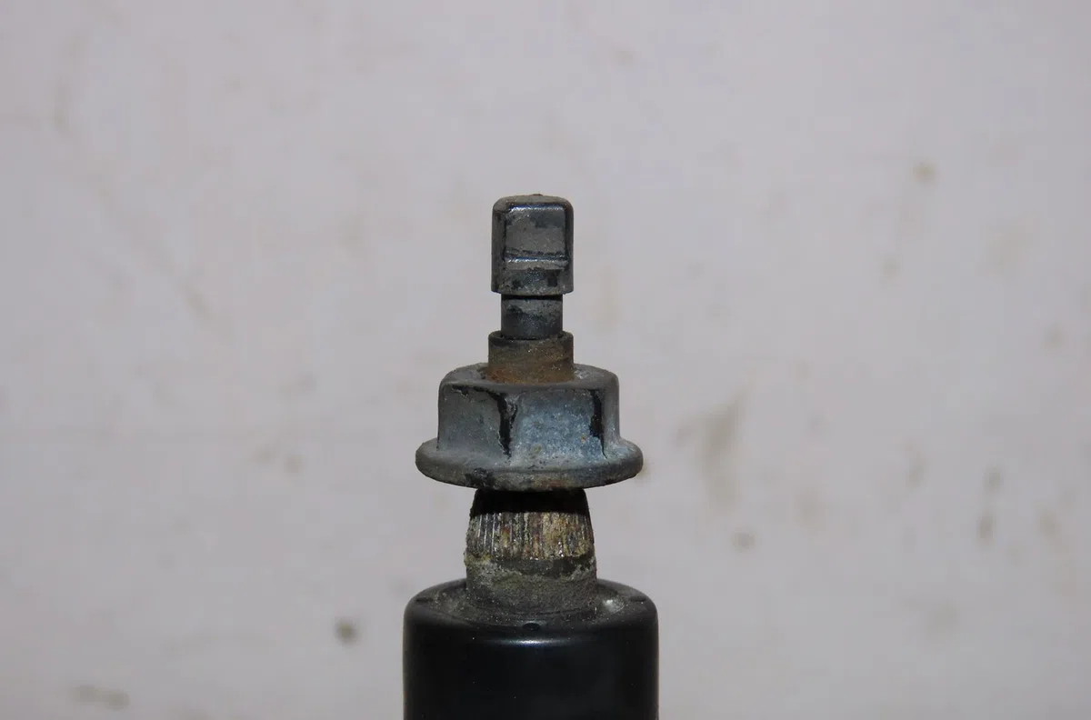 Moteur essuie-glace arrière Volkswagen GOLF V (1K1) 1.6 fsi (2003-2008) occasion