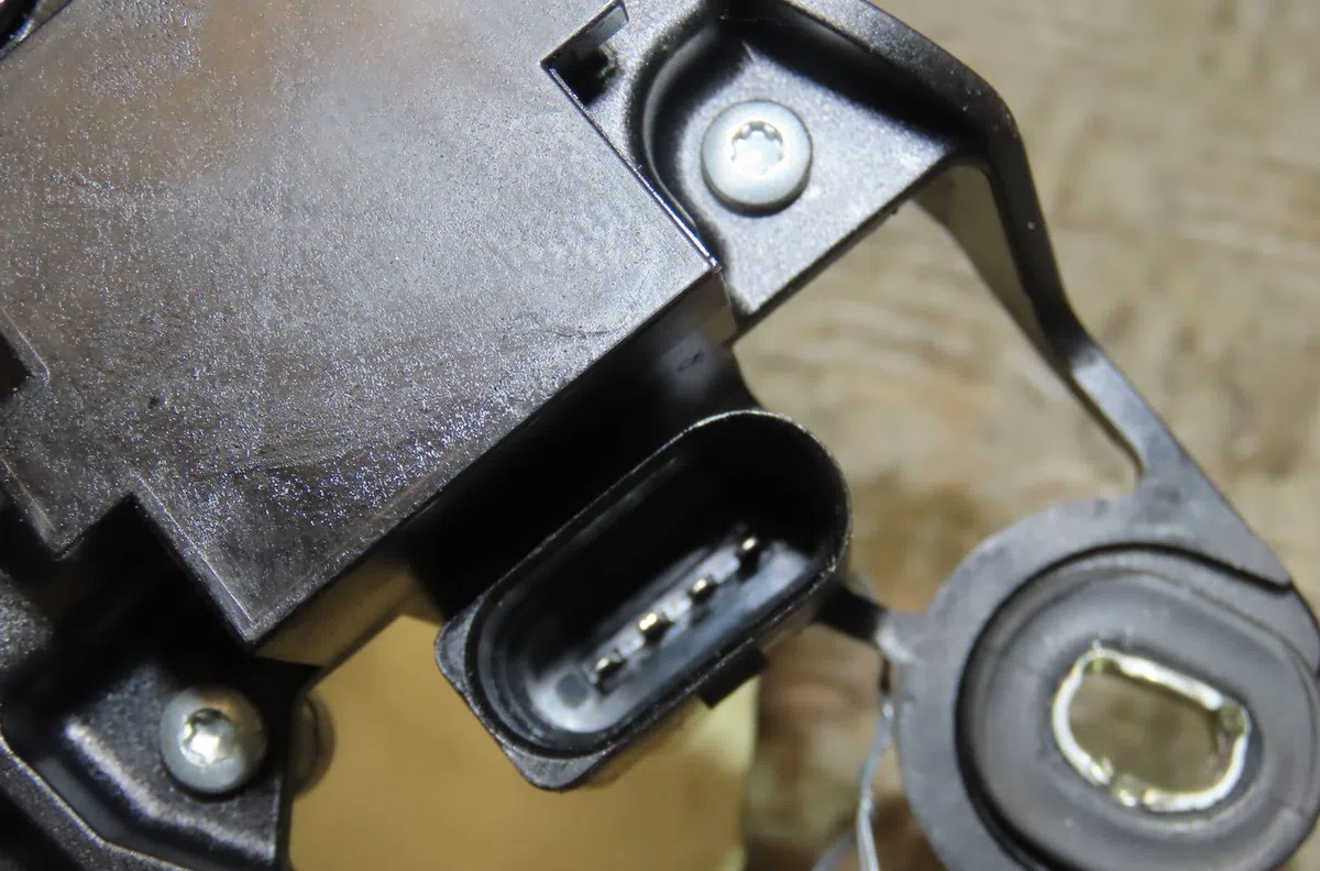 Moteur essuie-glace arrière Volkswagen GOLF V Variant (1K5) 1.9 tdi (2007-2009) occasion