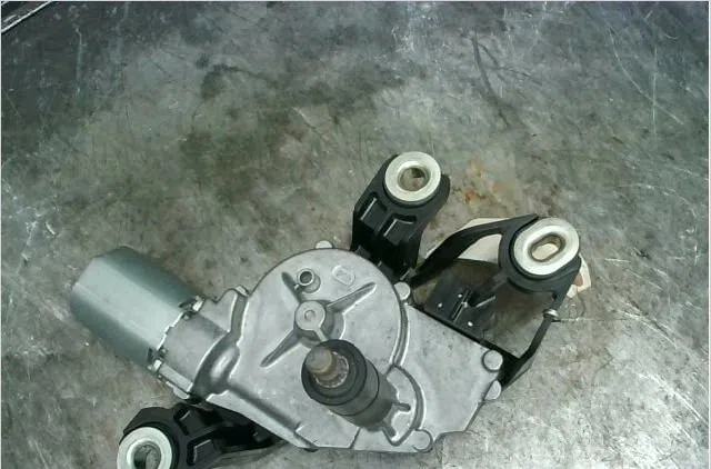 Moteur essuie-glace arrière Volkswagen GOLF VI (5K1) 1.4 tsi (2008-2012) occasion