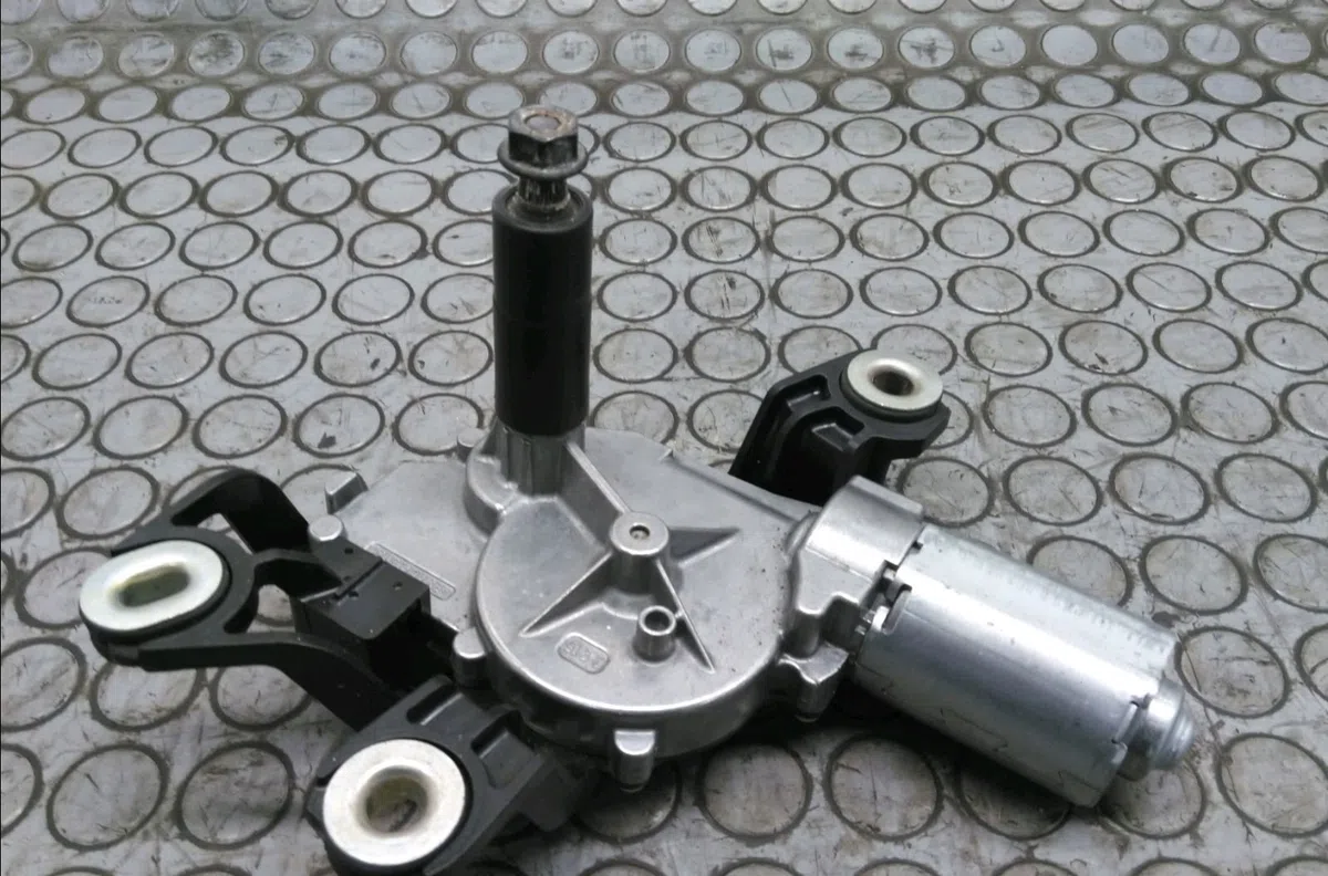Moteur essuie-glace arrière Volkswagen GOLF VI (5K1) 2.0 tdi 4motion (2009-2012) occasion