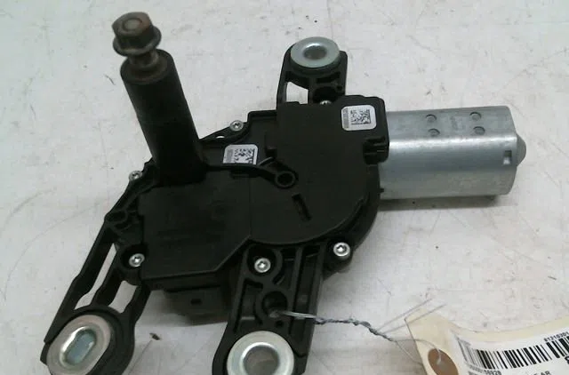 Moteur essuie-glace arrière Volkswagen GOLF VII (5G1, BQ1, BE1, BE2) 1.2 tsi (2012-2017) occasion