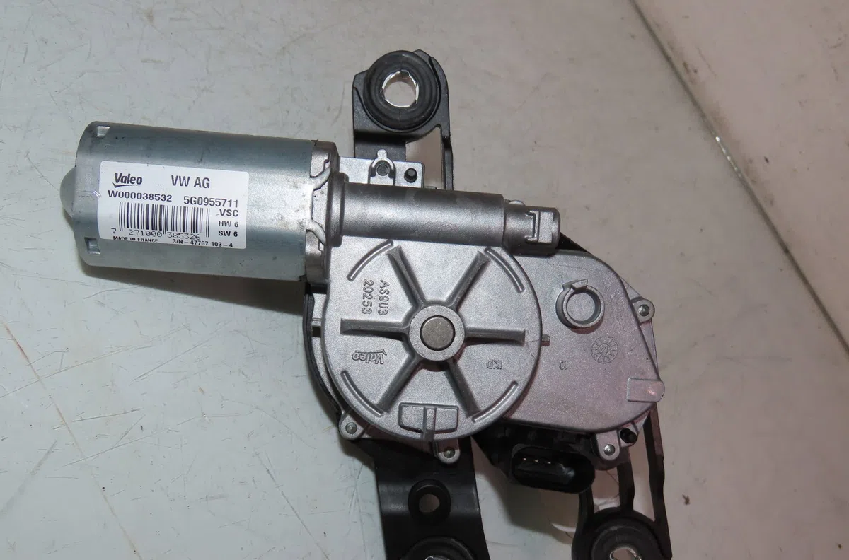Moteur essuie-glace arrière Volkswagen GOLF VII (5G1, BQ1, BE1, BE2) 1.2 tsi (2012-2017) occasion
