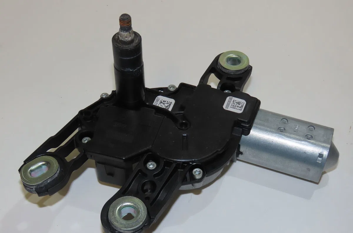 Moteur essuie-glace arrière Volkswagen GOLF VII (5G1, BQ1, BE1, BE2) 1.4 tsi (2014-2020) occasion