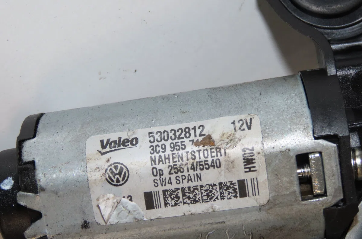 Moteur essuie-glace arrière Volkswagen PASSAT B7 Variant (365) 2.0 tdi (2010-2014) occasion
