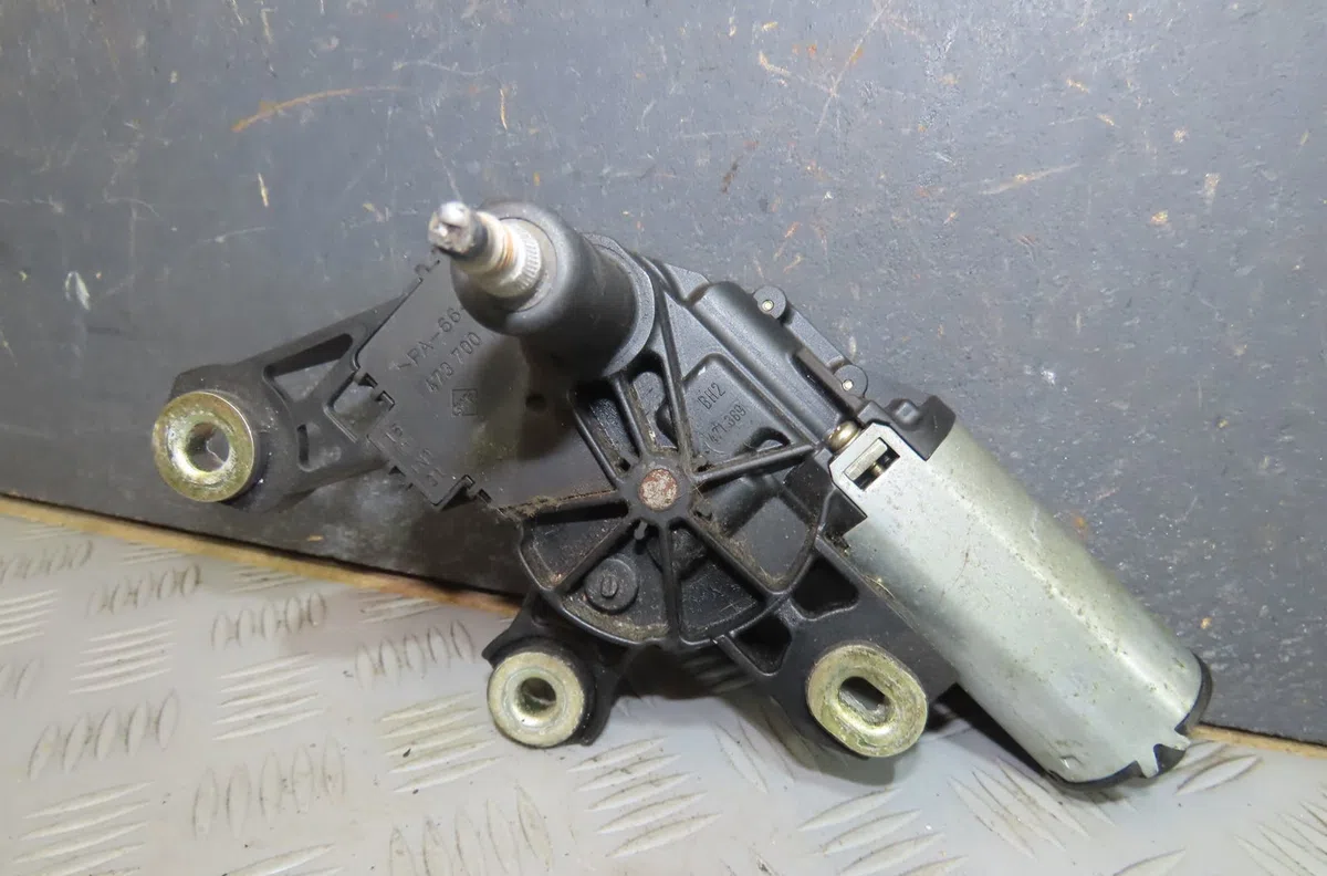 Moteur essuie-glace arrière Volkswagen POLO (9N_, 9A_) 1.4 tdi (2001-2005) occasion