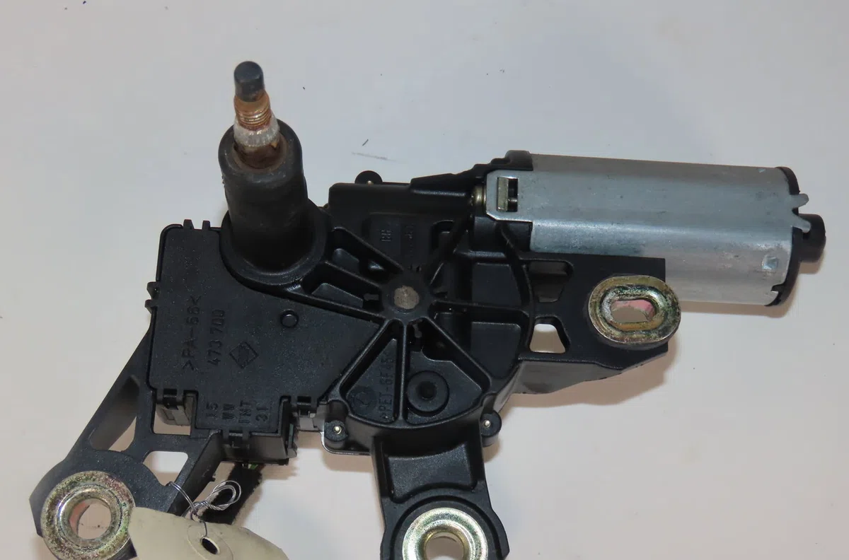 Moteur essuie-glace arrière Volkswagen POLO (9N_, 9A_) 1.4 tdi (2001-2005) occasion