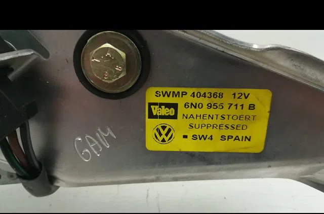 Moteur essuie-glace arrière VOLKSWAGEN POLO III 1999 occasion