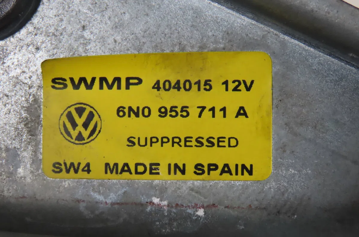 Moteur essuie-glace arrière Volkswagen POLO III (6N1) 64 1.9 d (1994-1999) occasion