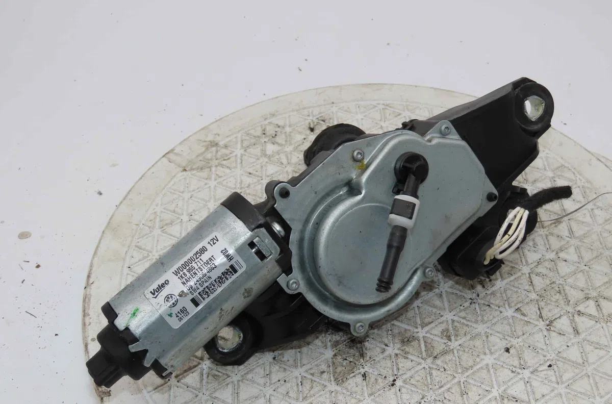 Moteur essuie-glace arrière VOLKSWAGEN SCIROCCO III occasion