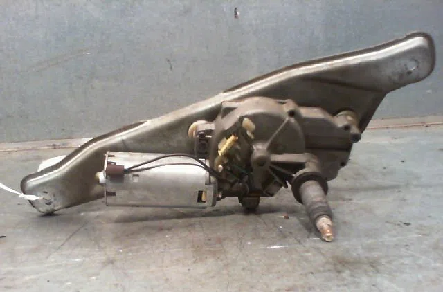Moteur essuie-glace arrière VOLKSWAGEN SHARAN 1998 occasion