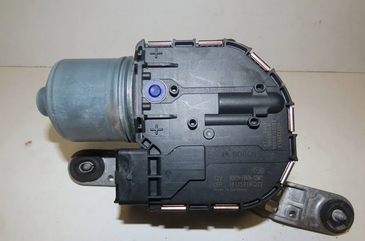 Moteur essuie-glace av droit Citroen C4 GRAND PICASSO II (DA_, DE_) 1.6 thp 165 (2014) occasion