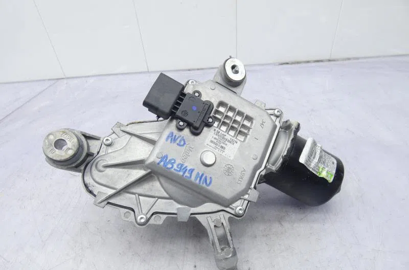 Moteur essuie-glace av droit CITROEN C4 PICASSO 1 occasion