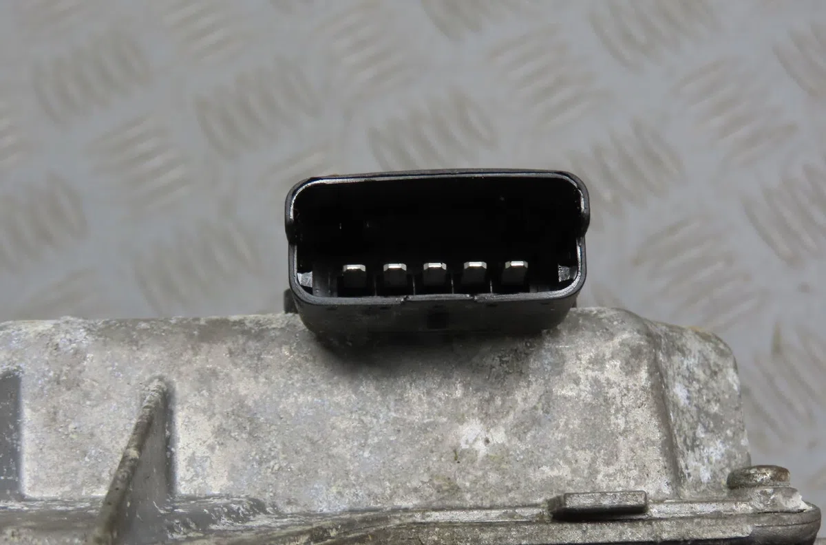 Moteur essuie-glace av droit Citroen C4 PICASSO I Monospace (UD_) 2.0 hdi 138 (2006-2013) 5 portes occasion