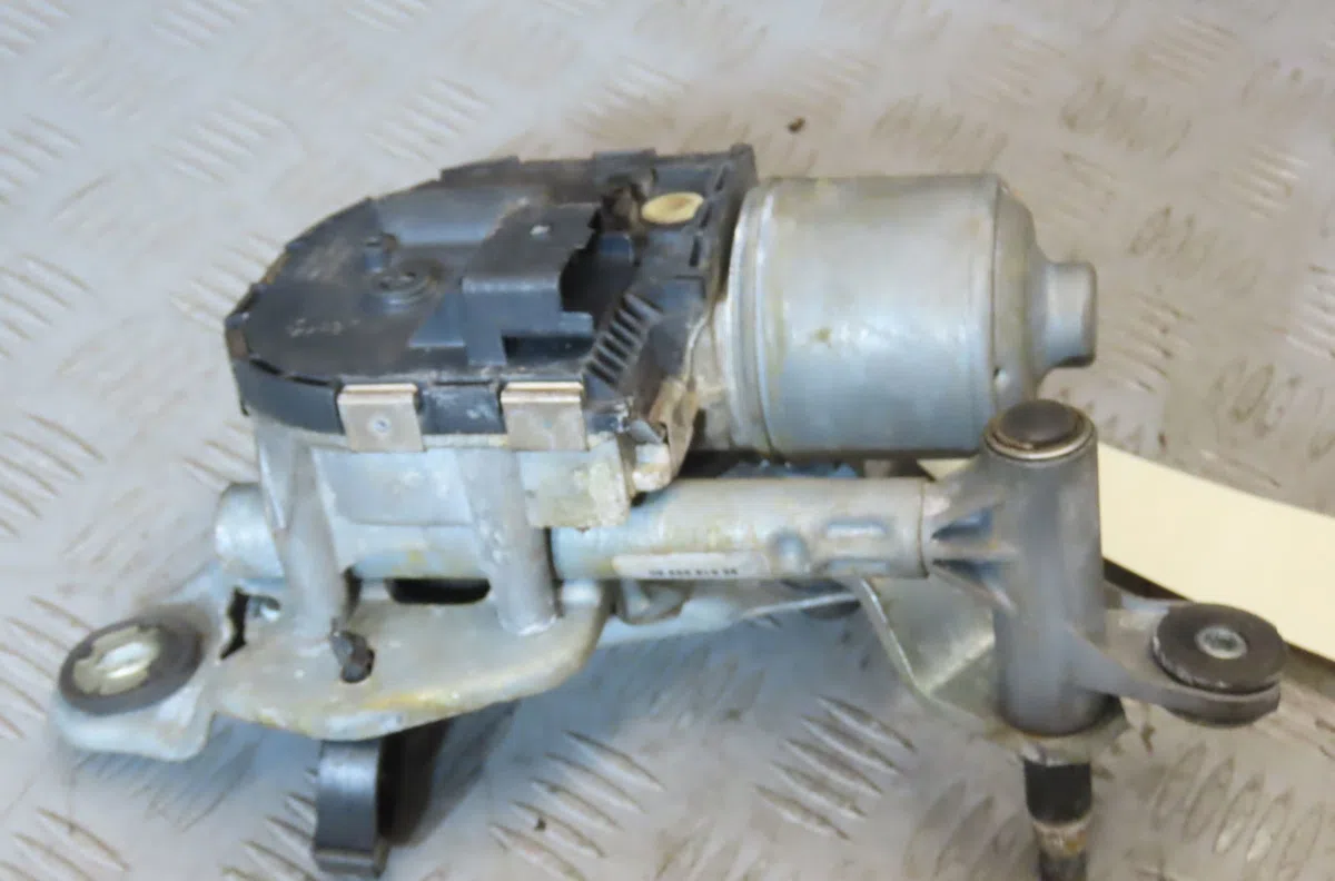 Moteur essuie-glace av droit CITROEN C6 2006 occasion