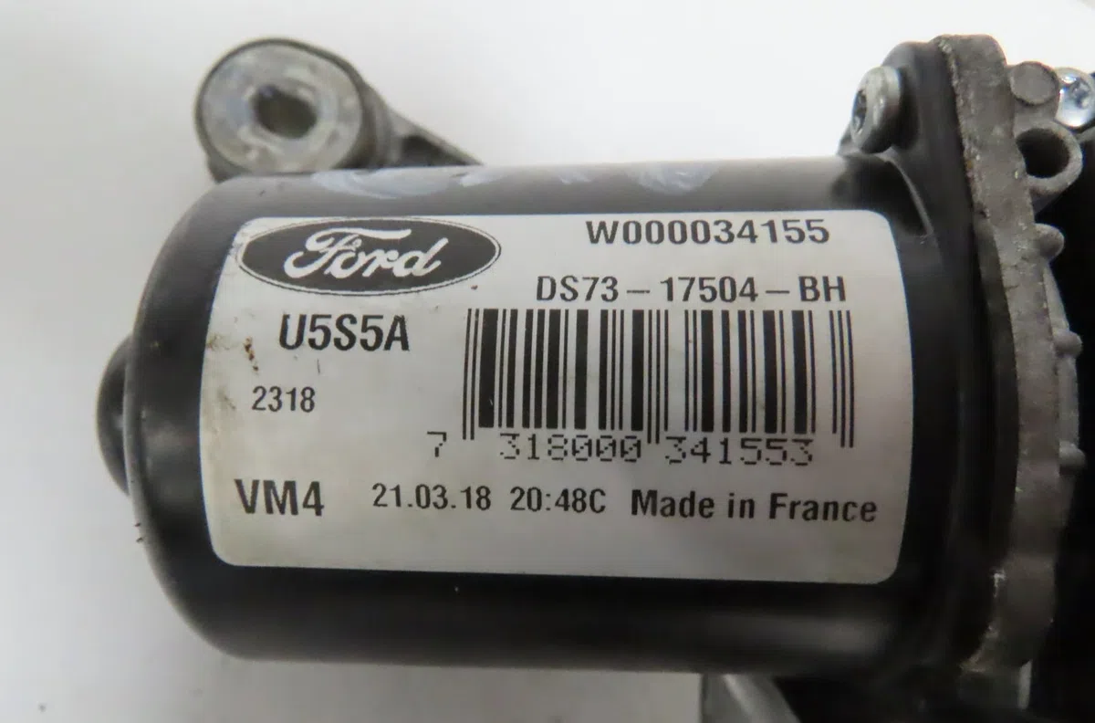 Moteur essuie-glace av droit Ford MONDEO V A trois volumes (CD) 2.0 hybrid (2014) occasion