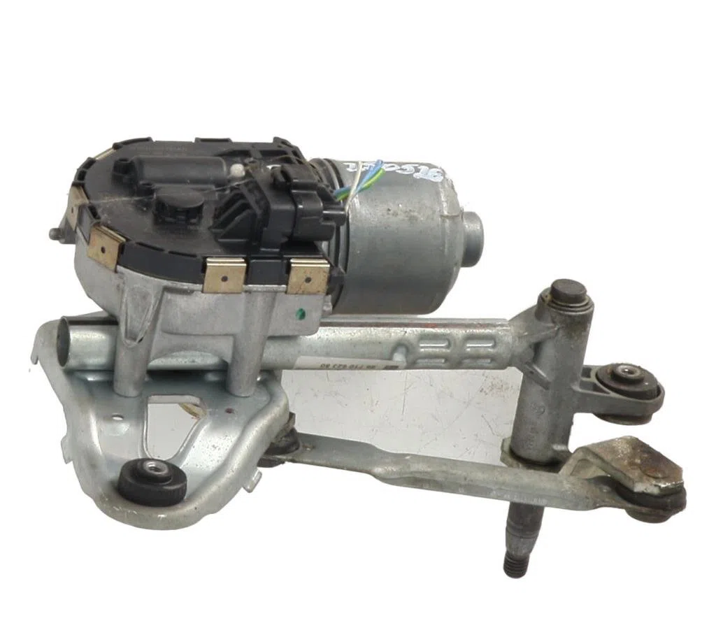 Moteur essuie-glace av droit Peugeot 3008 Monospace (0U_) 1.6 bluehdi 120 (2014-2016) occasion