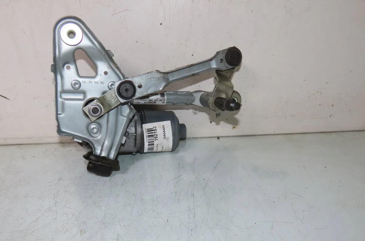Moteur essuie-glace av droit PEUGEOT 3008 occasion