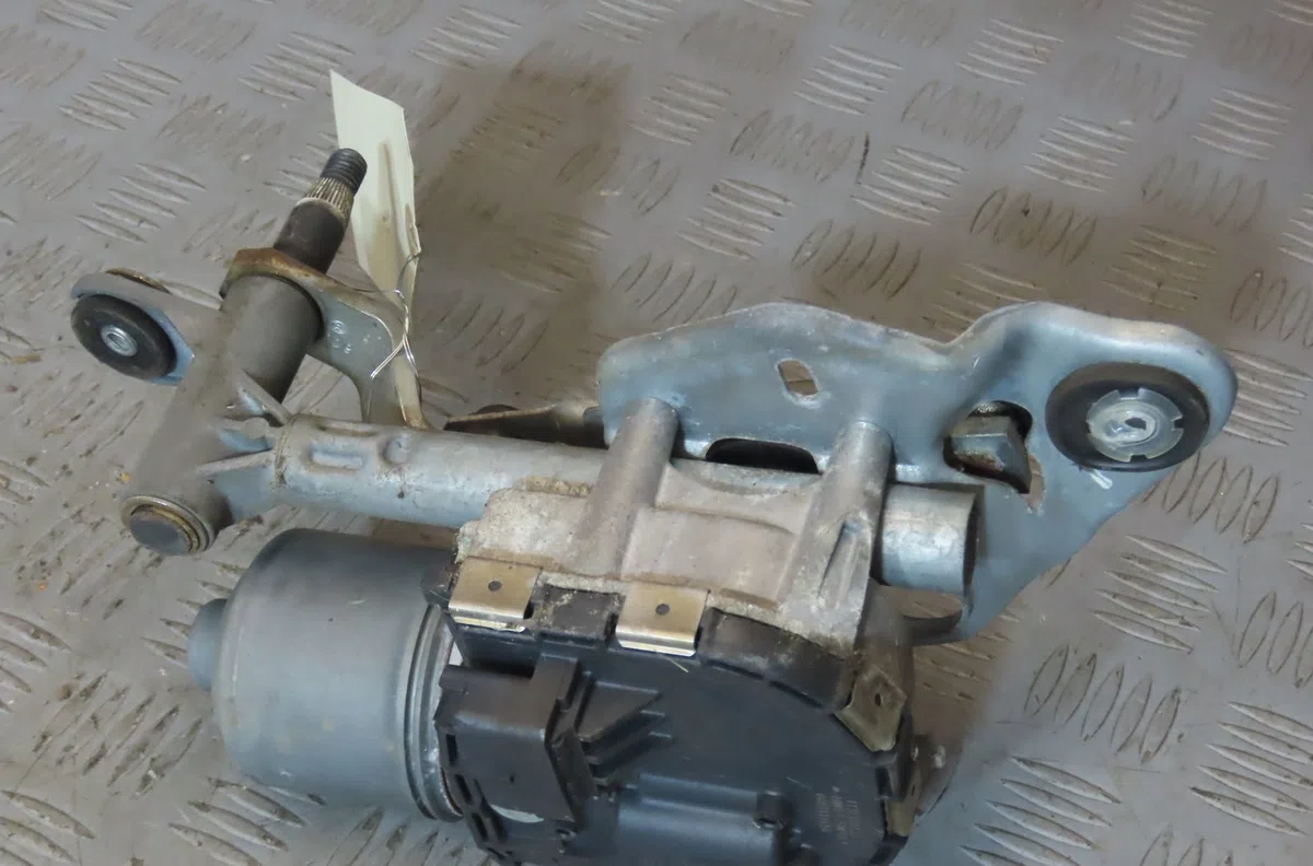 Moteur essuie-glace av droit PEUGEOT 407 2005 occasion