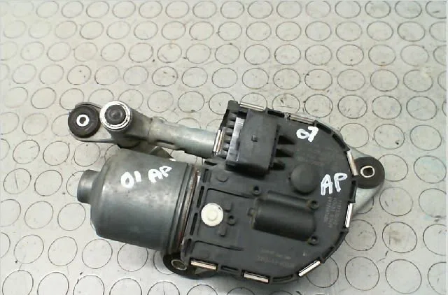 Moteur essuie-glace av droit Peugeot 407 (6D_) 1.6 hdi 110 (6d9hzc, 6d9hyc) (2004-2010) occasion