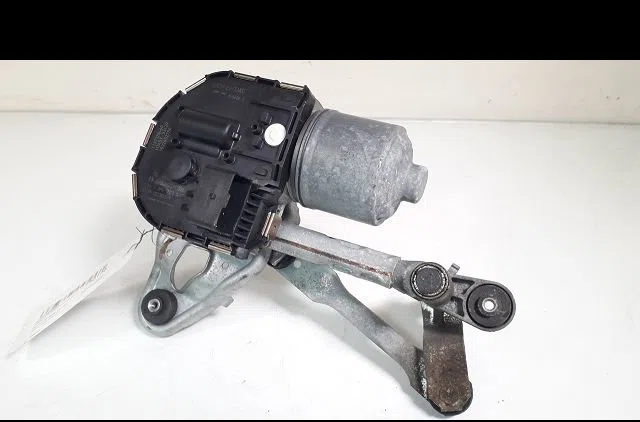 Moteur essuie-glace av droit PEUGEOT 5008 2010 occasion