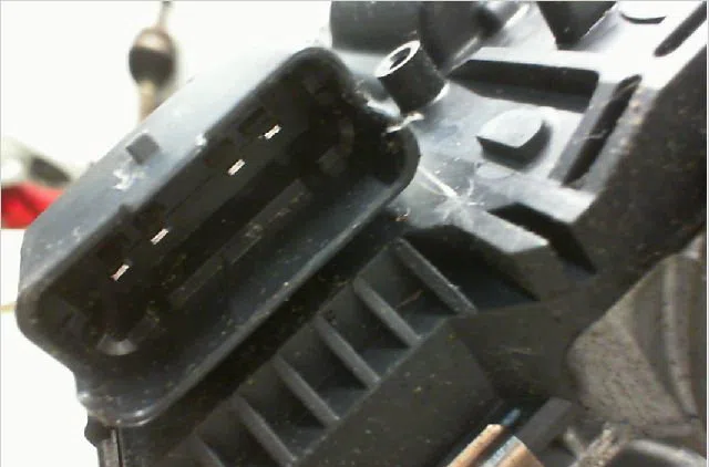 Moteur essuie-glace av droit PEUGEOT 5008 I Phase 1 11-2009--12-2013 1.6 HDI 110ch occasion