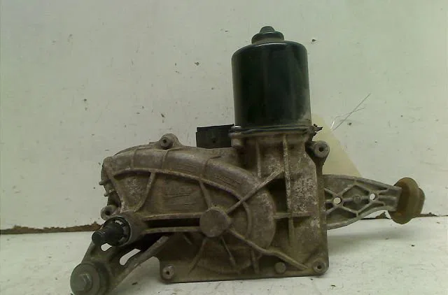 Moteur essuie-glace av droit Renault SCÉNIC III (JZ0-1_) 1.5 dci (2009) 5 portes occasion