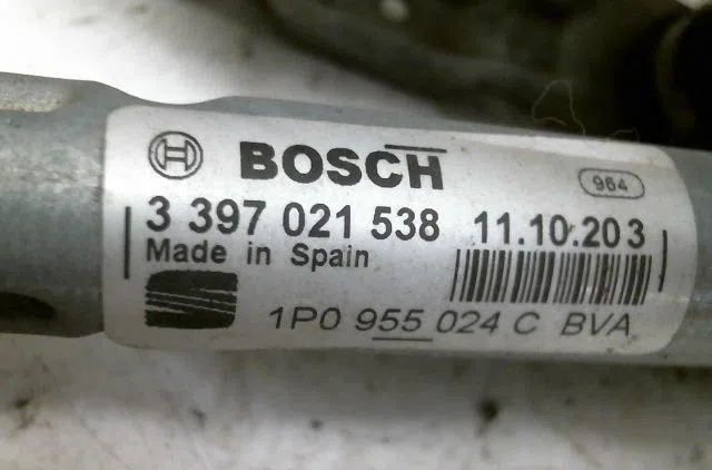 Moteur essuie-glace av droit Seat LEON (1P1) 1.6 tdi (2010-2012) occasion